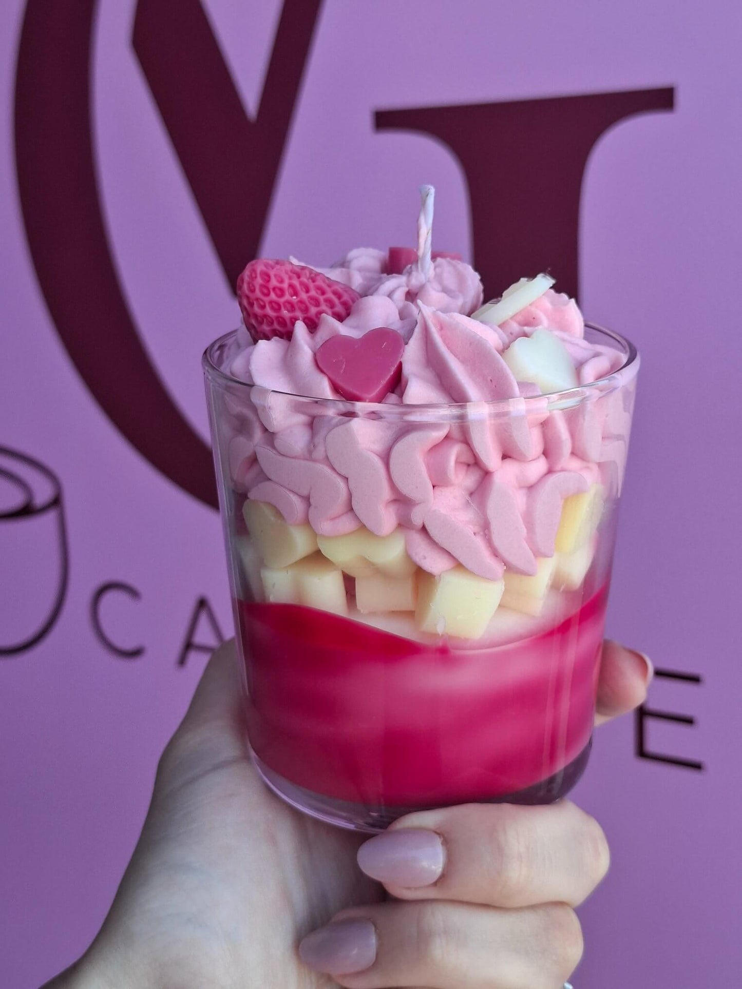 STRAWBERRY VANILLA CREAM